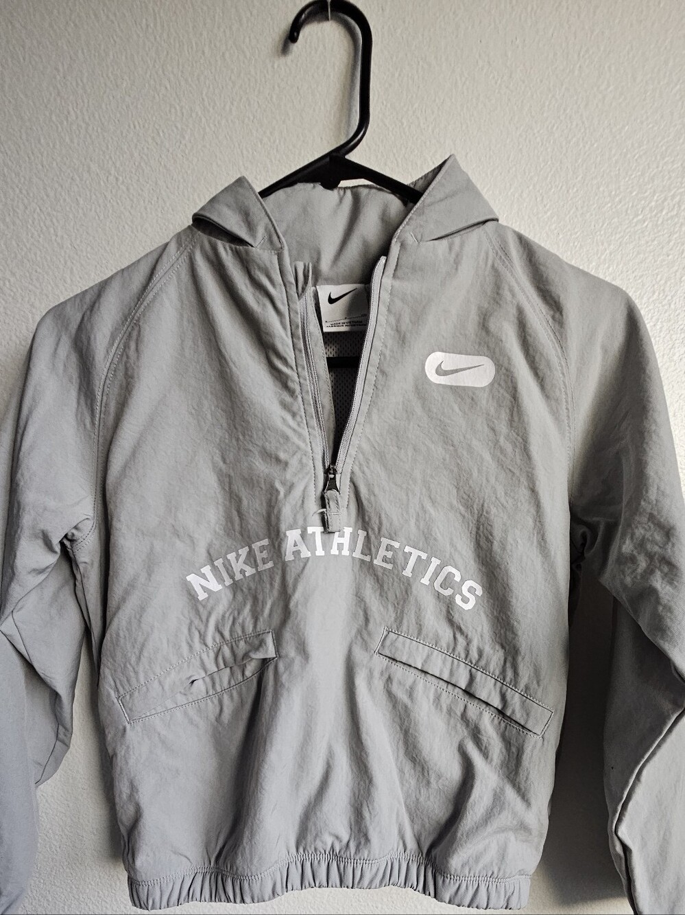Nike Kids' Light Gray Half-Zip Windbreaker Jacket